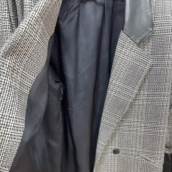 Vintage 80s Marcella Priani Wool and Leather Blazer - Picture 4 of 5